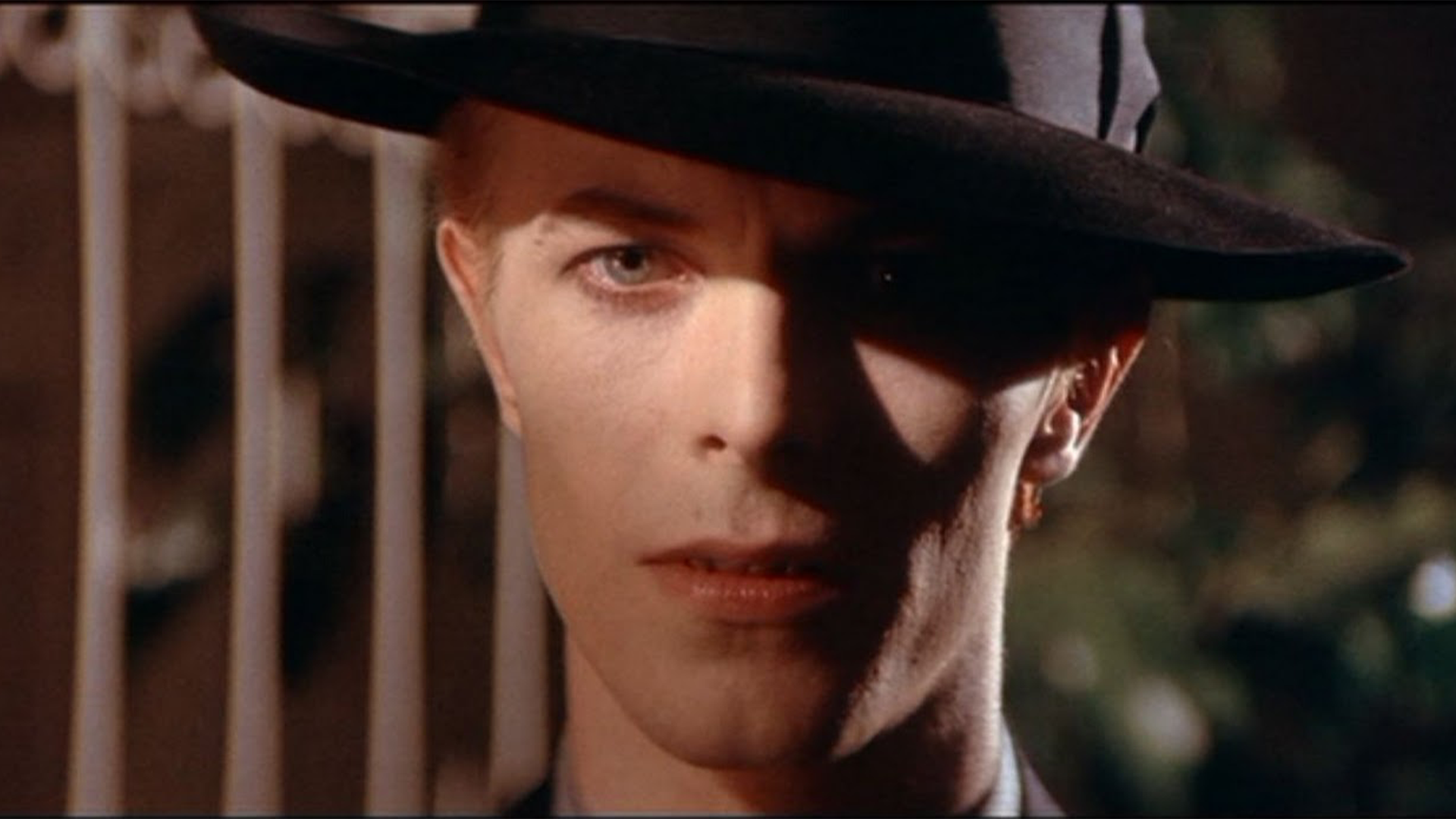 BFF26 The Man Who Fell to Earth