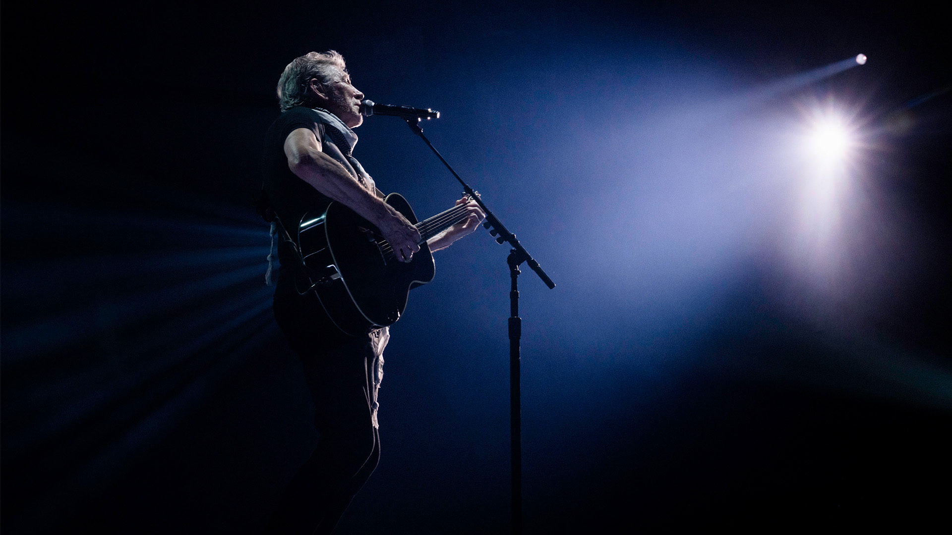 Roger Waters - This Is Not A Drill - Live From Pra
